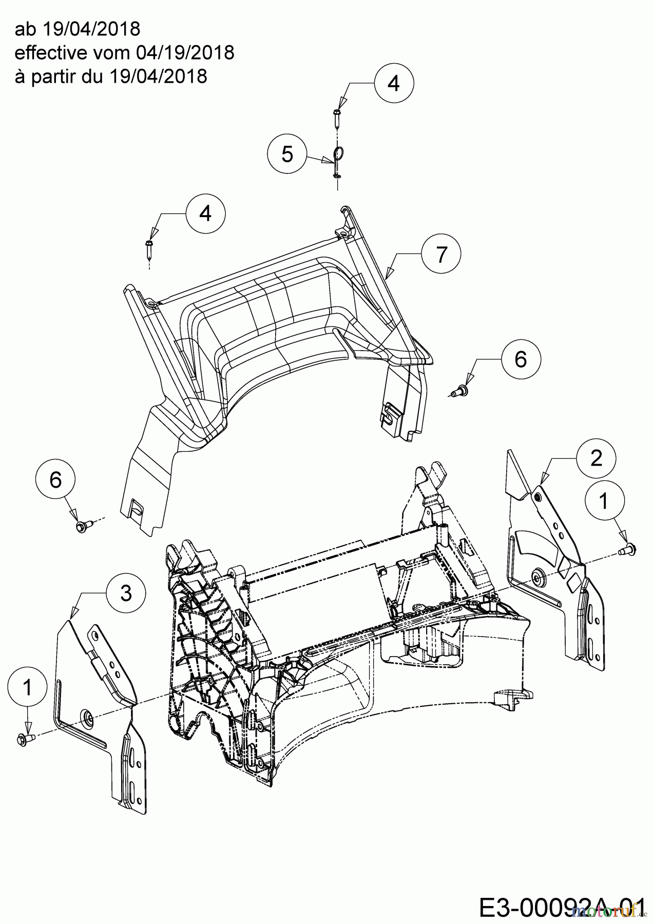  MTD Tondeuse thermique tractée LMEX 46 KHT 12C-TH7D682  (2018) Couvercle de protection arrière à partir du 19/04/2018