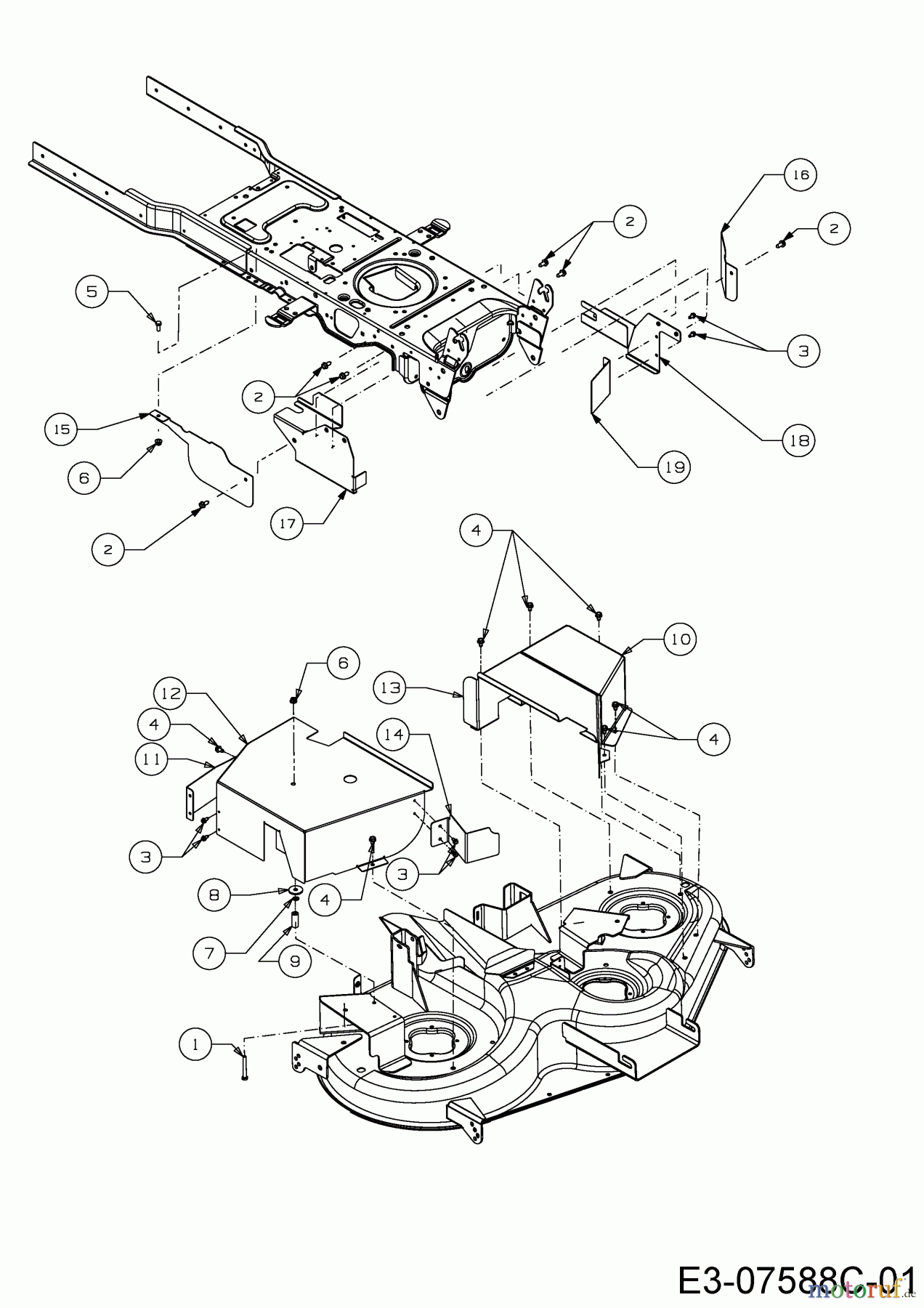  Massey Ferguson Tracteurs de pelouse MF 48-24 RD 13AI91GJ695  (2014) Couvercle de protection courroie plateau de coupe J (48